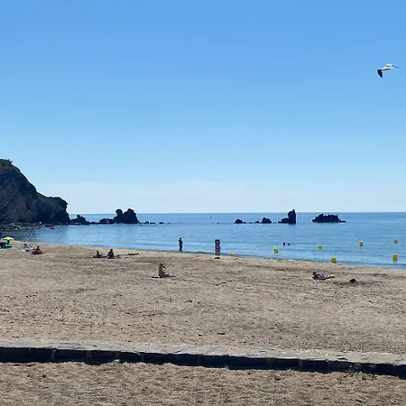 Appartement A 70 Metres De La Plage, Etage 1
