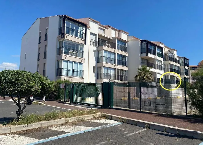 A 70 Metres De La Plage, Etage 1 *