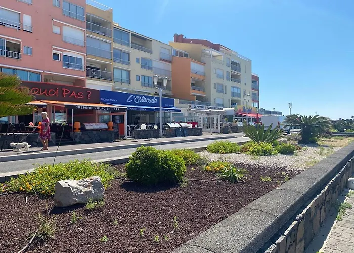 Appartamento A 70 Metres De La Plage, Etage 1 *